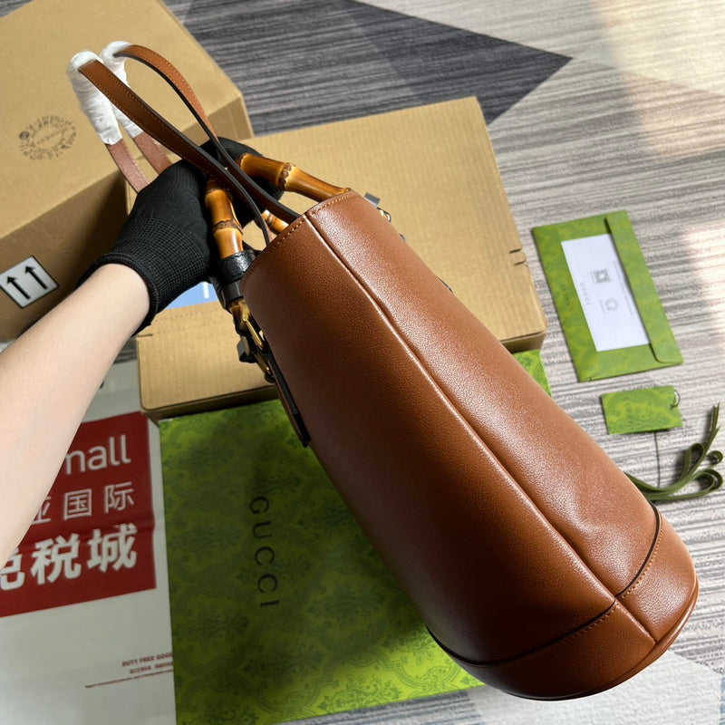 Top view of polished everyday-luxe women's handbag – women's premium purse