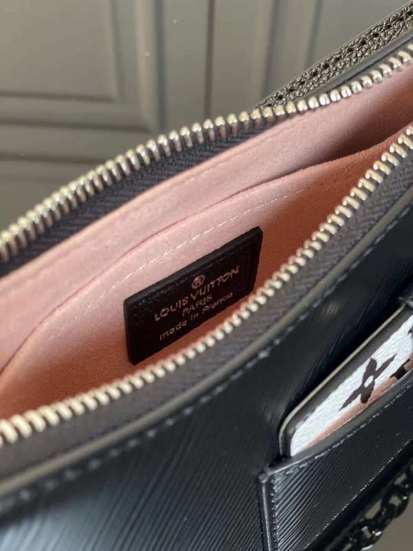 Top view of everyday-luxe chic women's handbag – women's everyday handbag