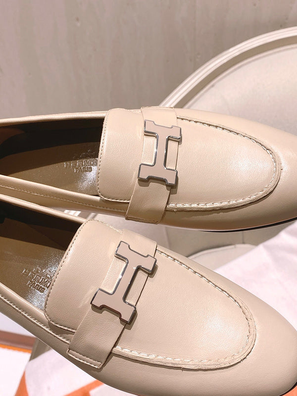 Hermes shoes Style 261 - logo and branding close-up (alternate angle)