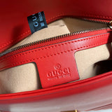 Side profile of refined chic women's handbag – women's luxury accessory