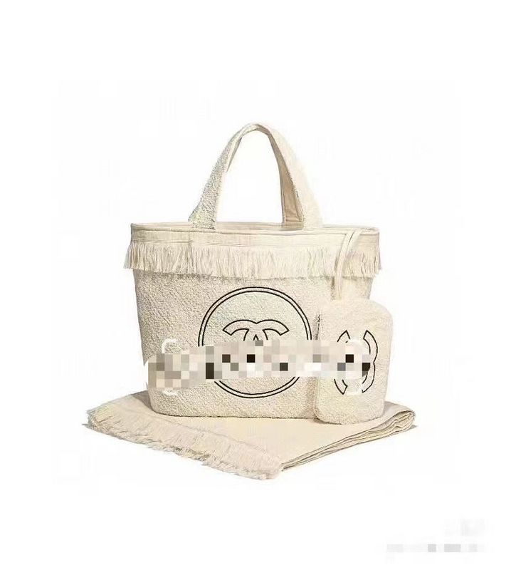 Zivas Charm Streamlined Design Designer Handbag (Refined Practical Design) – Close-Up Detail