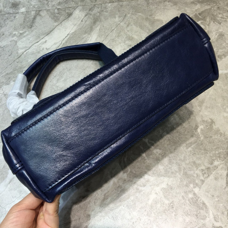 Structured Faux Leather Handbag - Premium Craftsmanship Detailing | Women's Statement Accessory #776 - hardware and detail close-up (image 5) of designer-inspired handbag