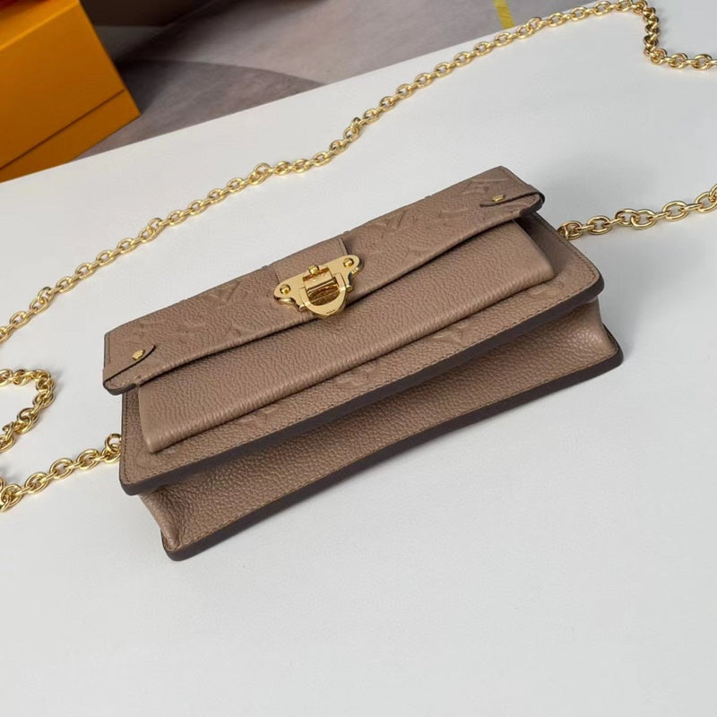 Front view of everyday-luxe classic women's handbag – women's premium purse