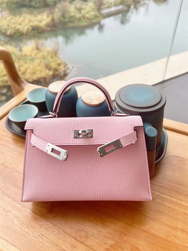  versatile structured bag styled with outfit