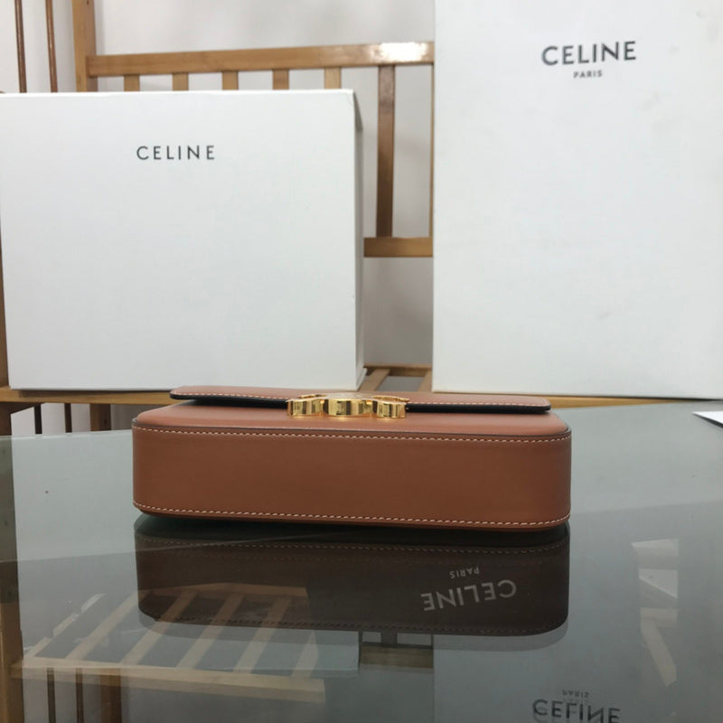 Front view of statement modern women's handbag – women's luxury handbag