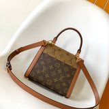  shopper bag interior and compartment view
