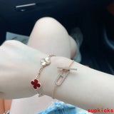 Angled view of Van Cleef & Arpels unisex jewelry piece