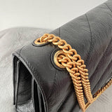 Zivas Charm Contemporary Flair Fashion Handbag (Contemporary Shape Language) – Interior View