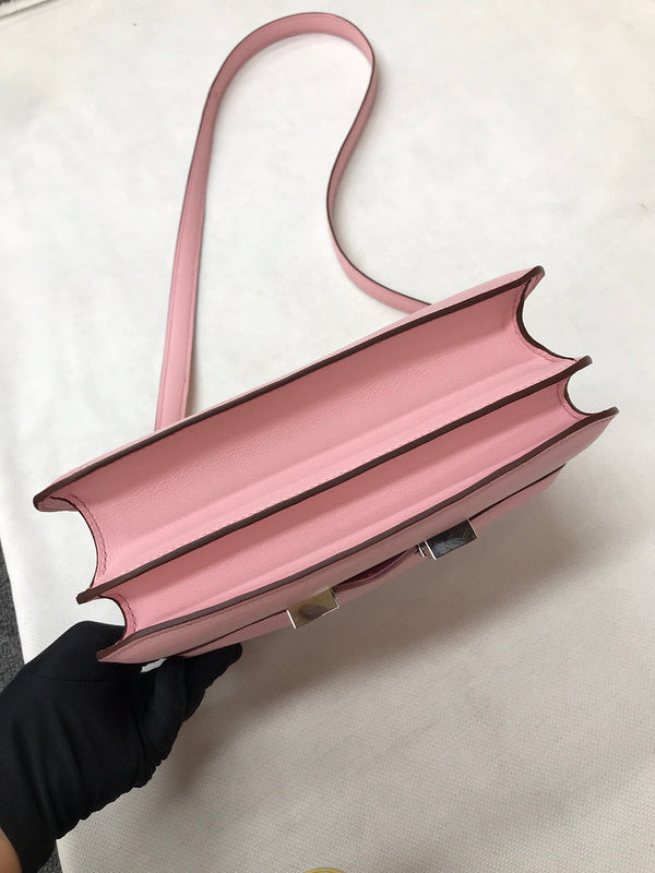 Interior view of versatile premium bag