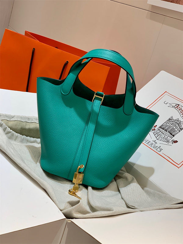  Tailored shoulder bag carried on shoulder 22