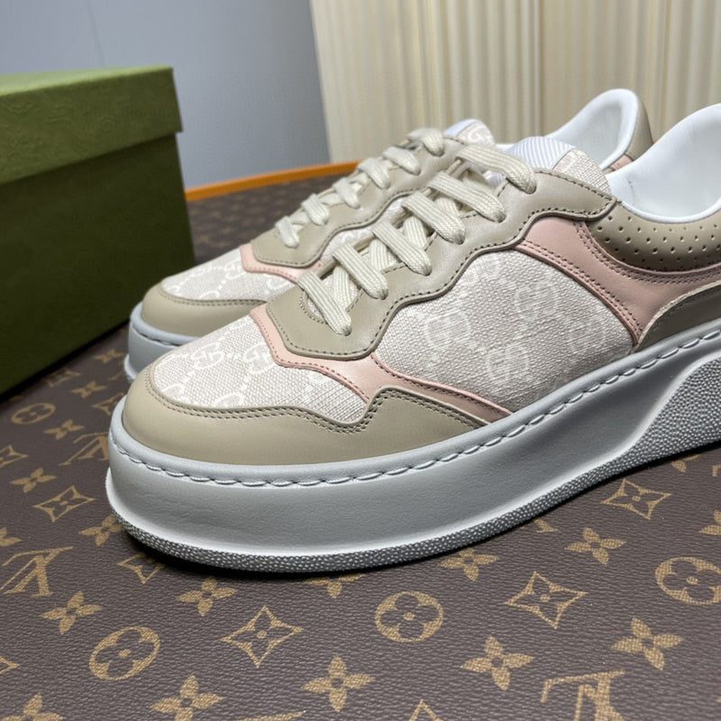 Gucci clean off-white luxury sneakers view 6 padded collar comfort