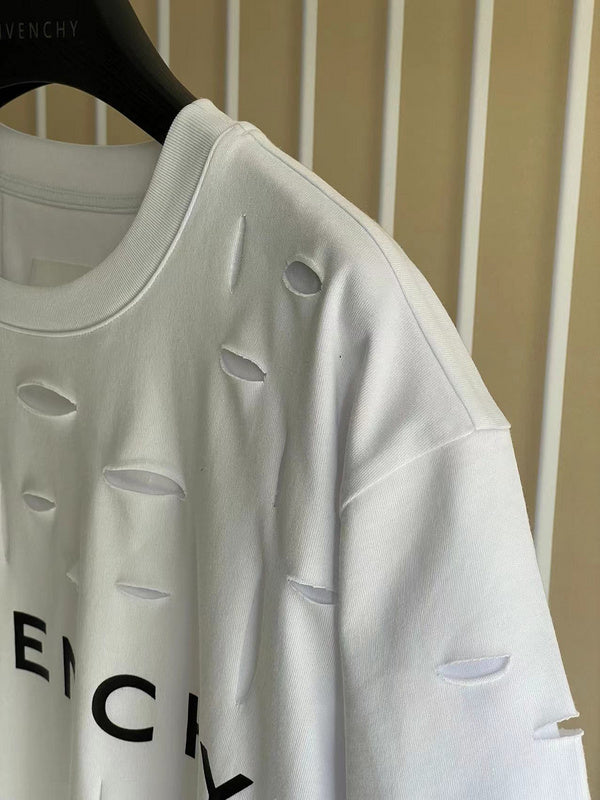 Three-quarter angle view of Givenchy luxury piece style No.137