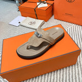Hermès Nude Flat Thong Sandals - Toe Detail View