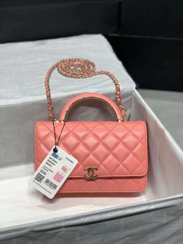 Zivas Charm Timeless Appeal Luxury Handbag (Considered Detail & Form) – Interior View