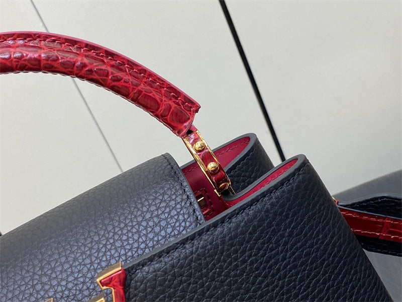  crossbody bag close-up of hardware and finish 17