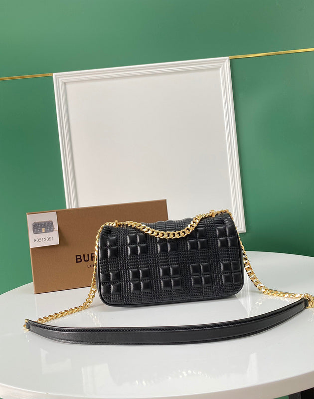 Timeless Vegan Leather Handbag - Refined Silhouette | Women's Fashion Handbag #1142 - close-up detail shot (image 3) of designer-inspired handbag