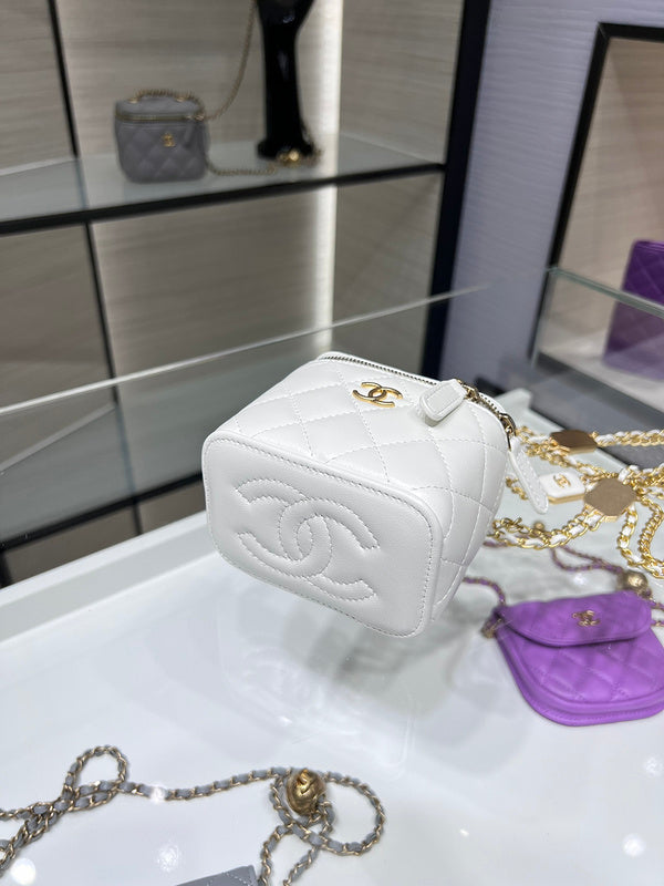 Zivas Charm Contemporary Flair Designer Handbag (Everyday Luxury Essential) – Interior View