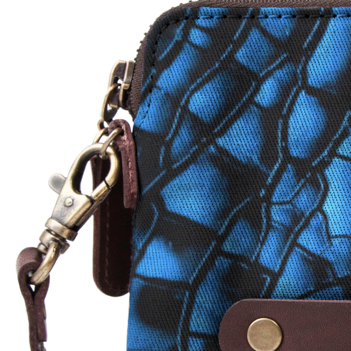 Ziva's Charm clutch bag – detail view (one versatile size)