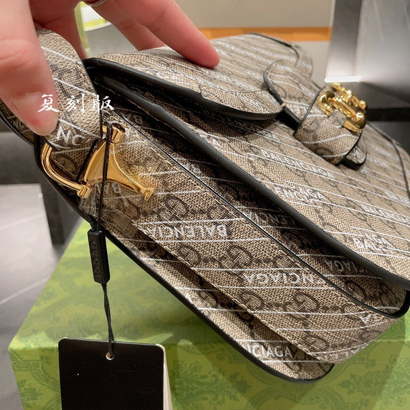 Ziva's Charm handbag – interior view (one versatile size)