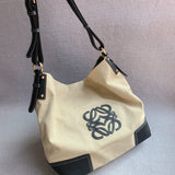 Ziva's Charm handbag – front view (33cm*33cm*16cm)