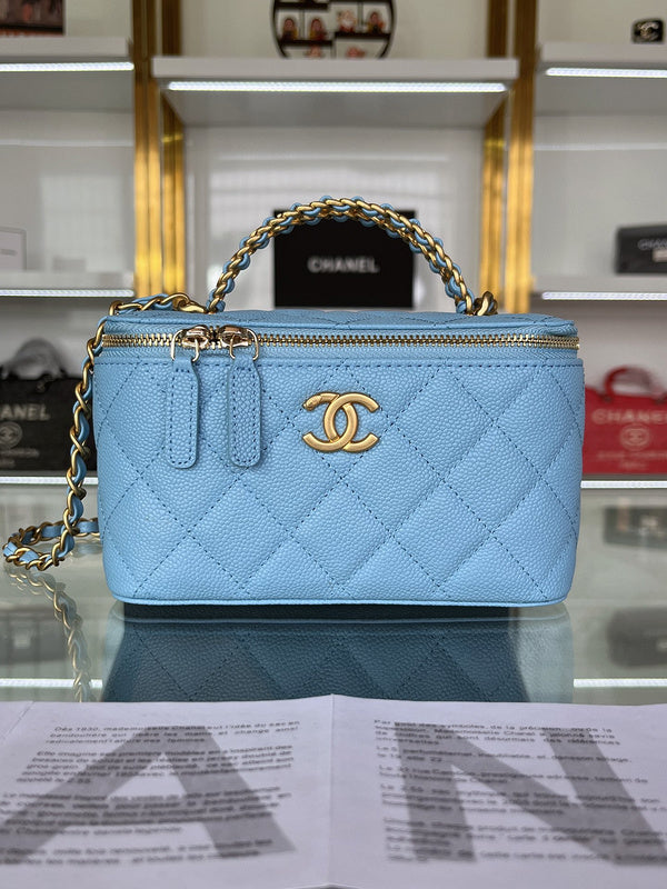 women's handbag, compact design, view 4