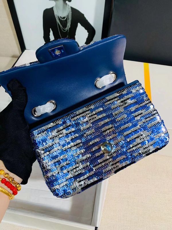  mid purse view 9