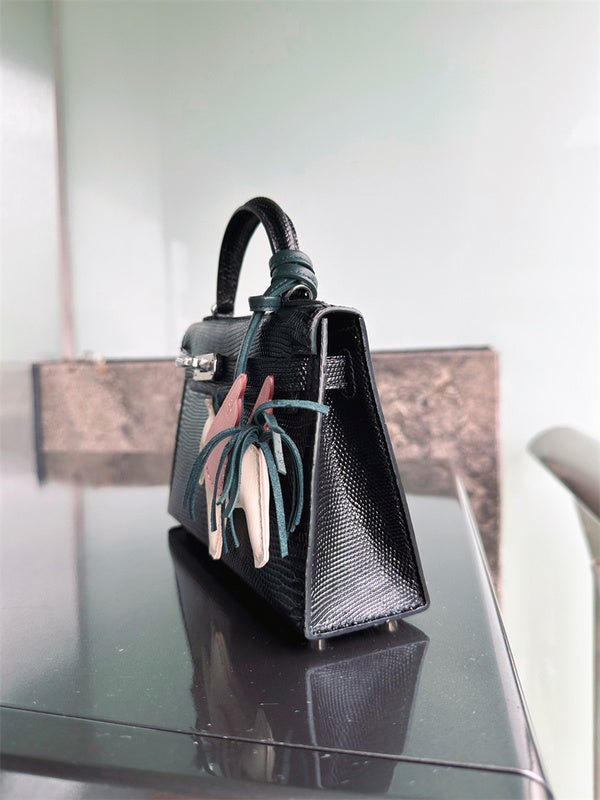  carryall bag interior and compartment view