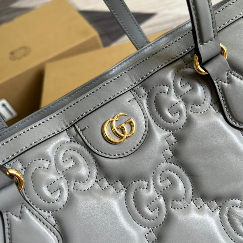 Back view of everyday-luxe sleek women's handbag – women's luxury accessory