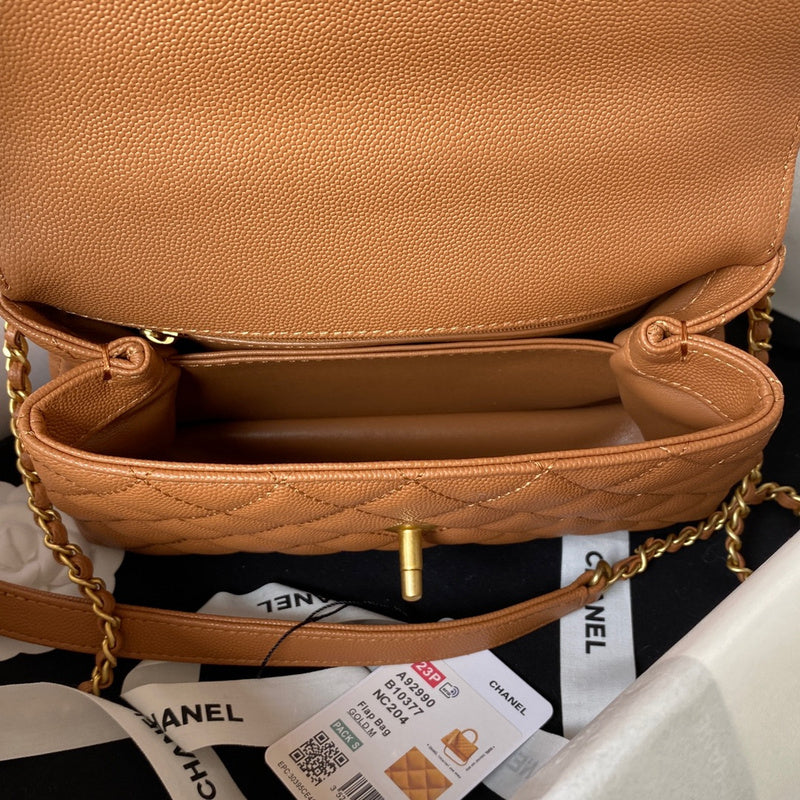  mid purse view 2