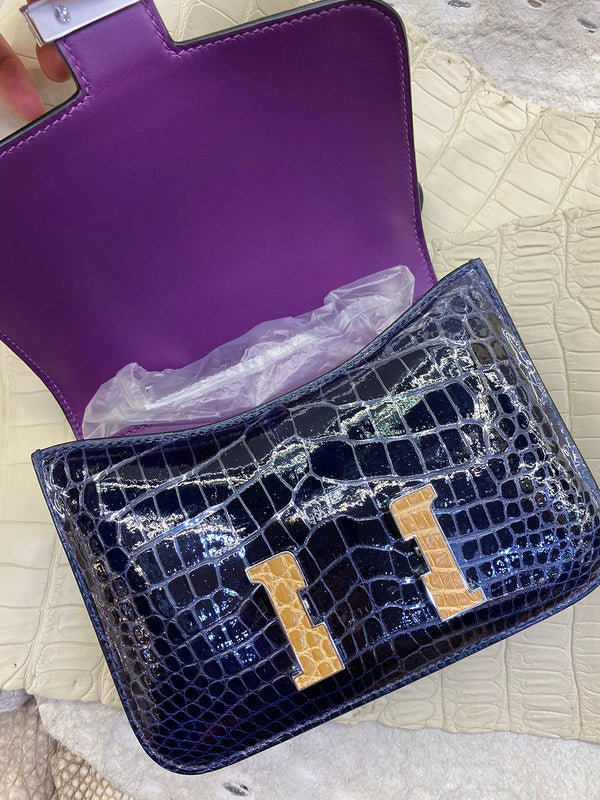 Crisp bag women's premium everyday handbag