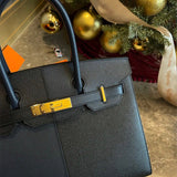  shopper bag interior and compartment view
