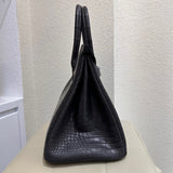  clean-lined carryall bag detail view showing craftsmanship 32
