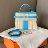  Understated shopper bag carried on shoulder 10