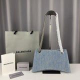 Zivas Charm Chic Craftsmanship Statement Handbag (Versatile Style Statement) – Lifestyle Shot