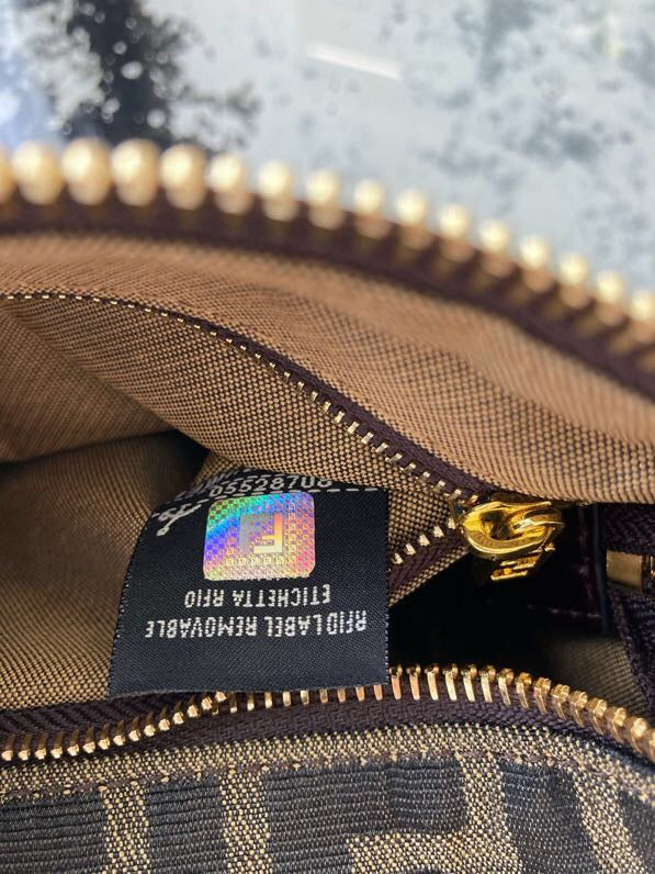 Ziva's Charm handbag – product shot (Standard Size)