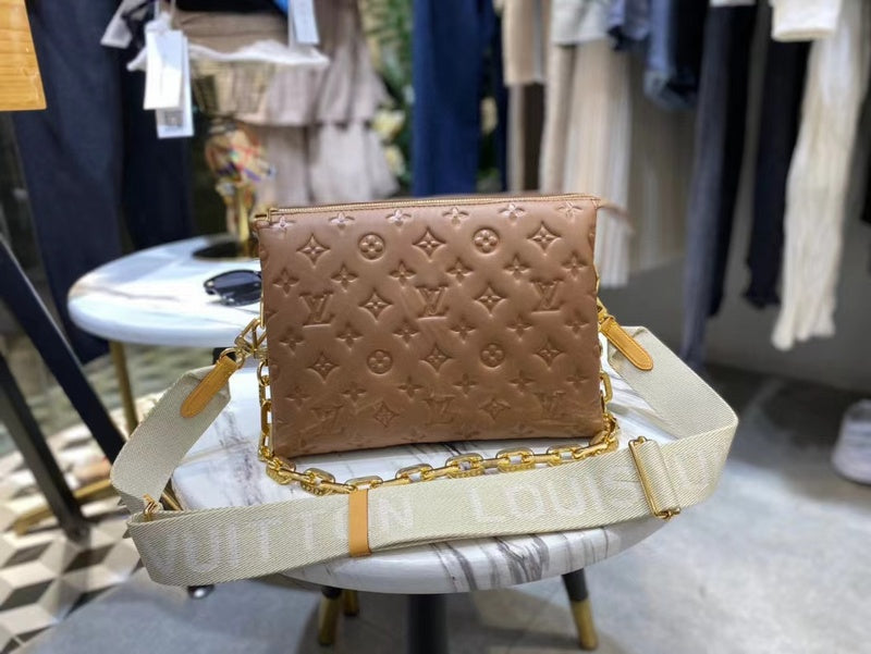 Front view of polished modern women's handbag – women's everyday handbag