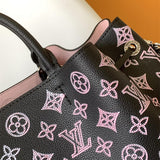  contemporary shopper bag styled with outfit