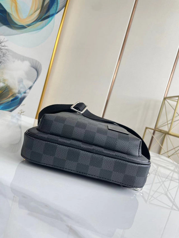 Interior view of premium signature women's handbag – women's luxury accessory
