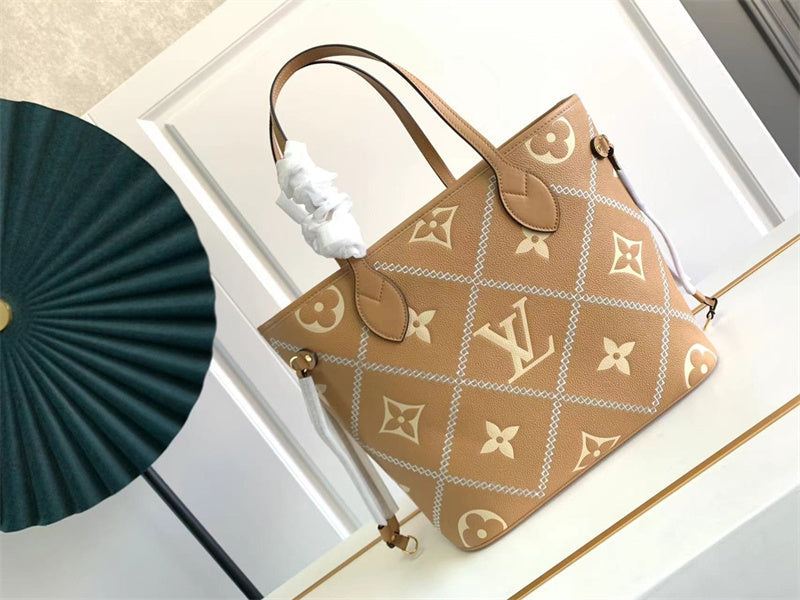  understated carryall bag styled with outfit