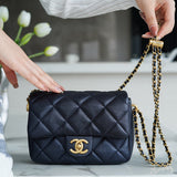  women's handbag, mid design, view 1