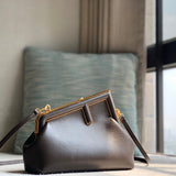 Ziva's Charm handbag – detail view (26cm*9.5cm*18cm)