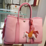  everyday bag interior and compartment view