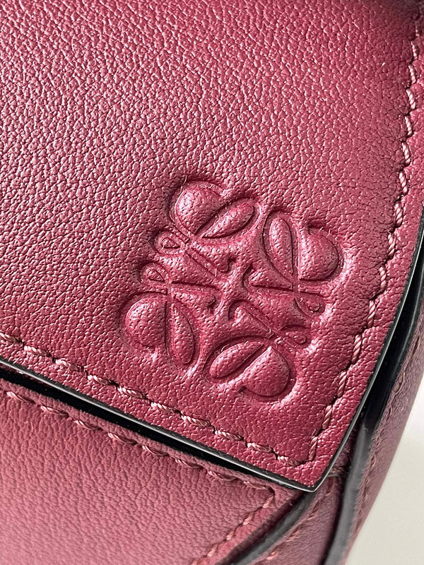 Ziva's Charm handbag – interior view (12.5cm*18cm*8cm)