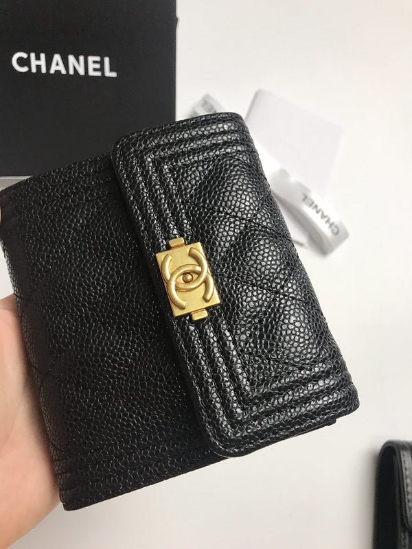 Zivas Charm Effortless Sophistication Everyday Handbag (Timeless Wardrobe Addition) – Lifestyle Shot