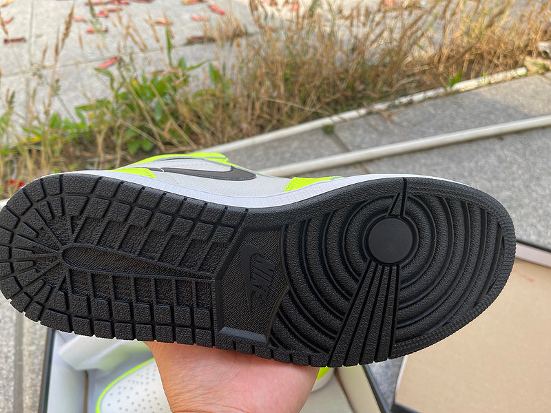 Nike Men's & Women's Premium Athletic Sneakers — Style 235 interior view