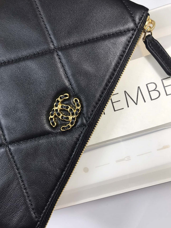 Zivas Charm Chic Craftsmanship Fashion Handbag (Premium Everyday Carry) – Lifestyle Shot