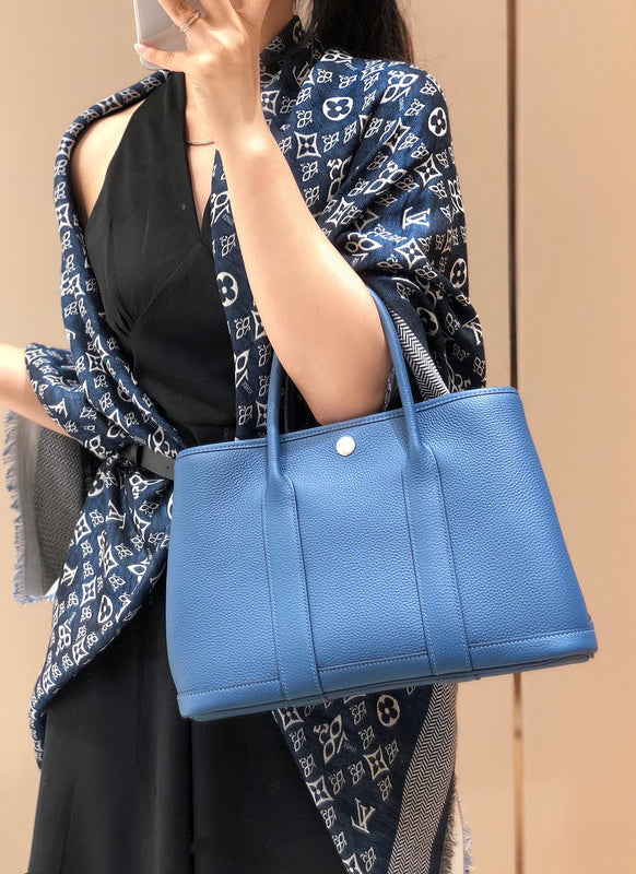 Interior view of versatile premium bag