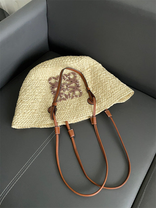 Ziva's Charm handbag – product shot (40cm*25cm*13cm)