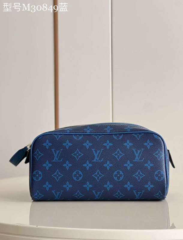Side profile of sleek structured women's handbag – women's luxury accessory