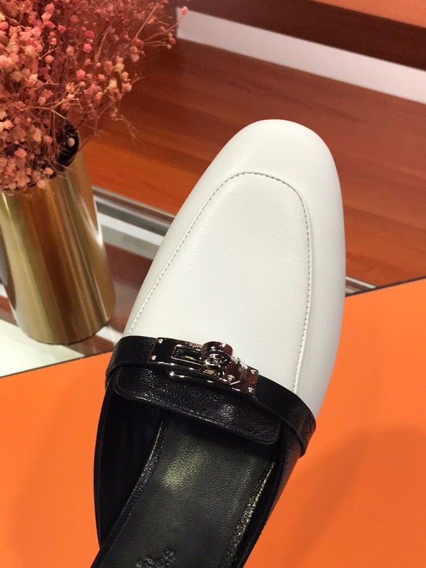 Hermes shoes Style 380 - top view showing design